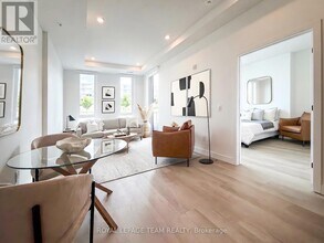 398 Roosevelt Ave in Ottawa, ON - Building Photo - Building Photo