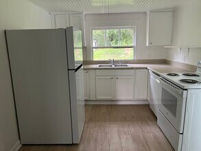 50 Oakcrest Dr in Asheville, NC - Building Photo - Building Photo