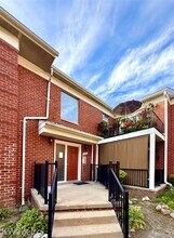 27689 Echo Valley W in Farmington Hills, MI - Building Photo - Building Photo