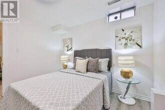 37 Bluebell Dr in Markham, ON - Building Photo - Building Photo