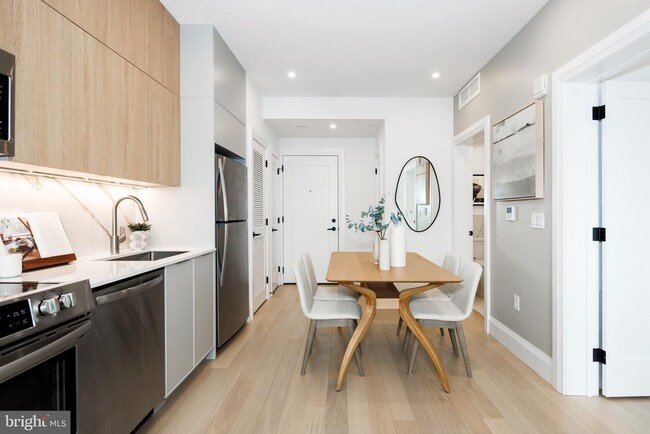 property at 1099 Germantown Ave