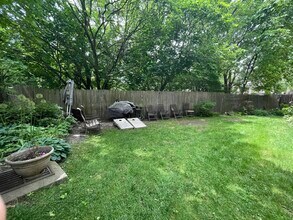 11 Cuneo Pl in Jersey City, NJ - Building Photo - Building Photo