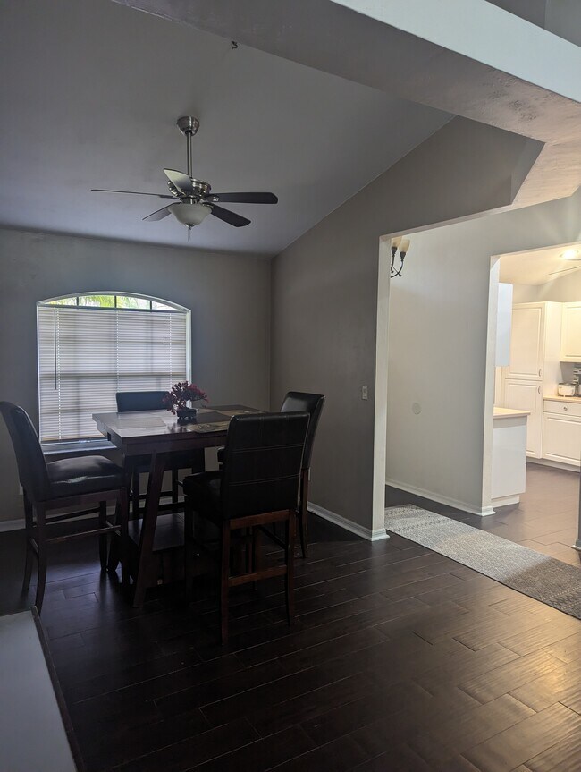 31 Old Sunbeam Dr in South Daytona, FL - Building Photo - Building Photo