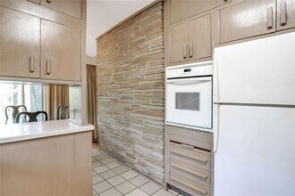 796 Wesley Dr NW in Atlanta, GA - Building Photo - Building Photo