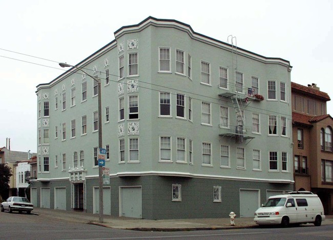 2283-2285 Bay St in San Francisco, CA - Building Photo - Building Photo