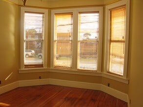 1716 14th St in Oakland, CA - Foto de edificio - Building Photo