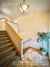 7325 NE 141st St in Kirkland, WA - Building Photo - Building Photo
