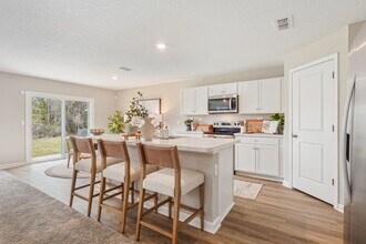 North Pointe Residences in Jacksonville, FL - Building Photo - Building Photo