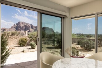 4222 E McDonald Dr in Paradise Valley, AZ - Building Photo - Building Photo