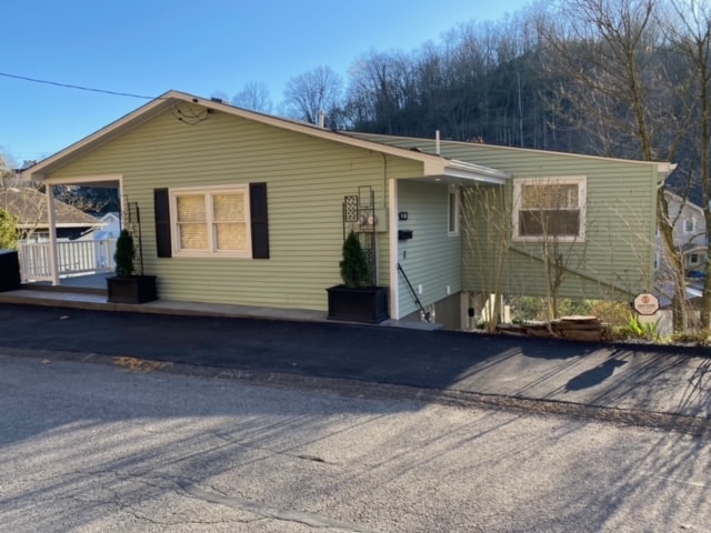 309 Run St-Unit -B in Carnegie, PA - Building Photo