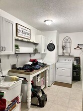 398 Arapahoe Ln NE in Palm Bay, FL - Building Photo - Building Photo