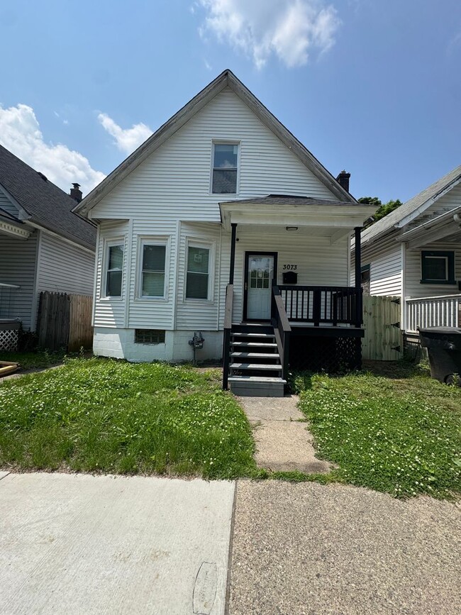 property at 3073 Maxwell St