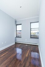 124 Ridge St in New York, NY - Building Photo - Building Photo