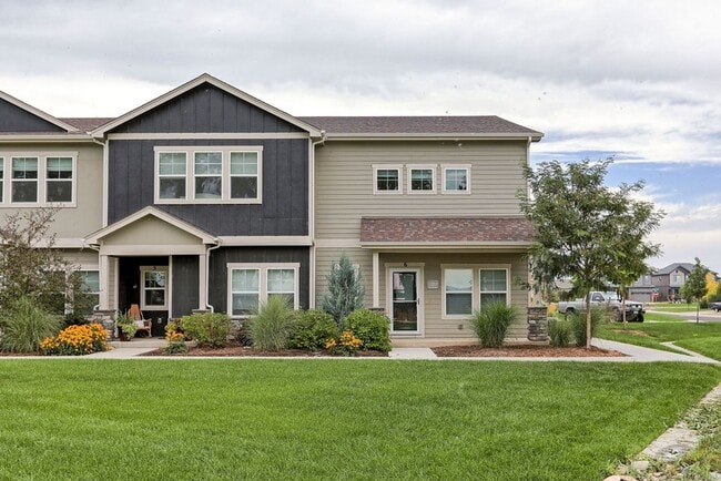 property at 1695 Grand Ave