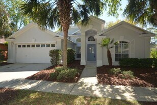 7 St Andrews Ct in Palm Coast, FL - Building Photo