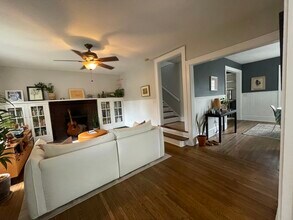63 Magnolia Ave in Asheville, NC - Foto de edificio - Building Photo