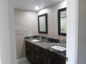 2928 SW Sunset Trace Cir in Palm City, FL - Building Photo - Building Photo