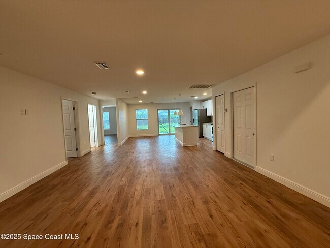 1382 Giralda Cir NW in Palm Bay, FL - Building Photo - Building Photo