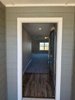 8008 Ravalli St in Ponder, TX - Building Photo