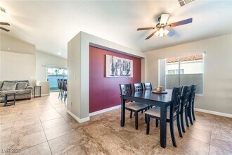 1855 Vista Pointe Ave in Henderson, NV - Building Photo - Building Photo