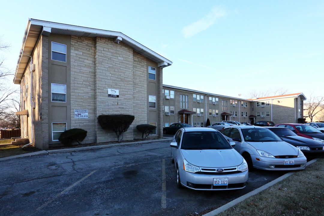 1450 N 1st Ave in Melrose Park, IL - Building Photo