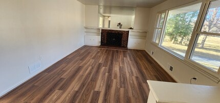 1001 Orchard Way in Silver Spring, MD - Building Photo - Building Photo