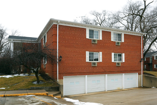 101-111 N Lincoln Ln in Arlington Heights, IL - Building Photo - Building Photo