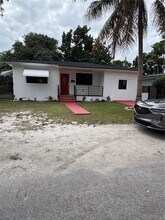 280 NE 48th Terrace in Miami, FL - Building Photo - Building Photo