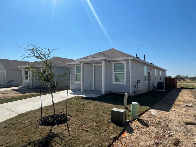 14234 Llama Pl in San Antonio, TX - Foto de edificio - Building Photo