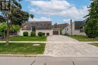 52 Masseygrove Crescent in Toronto, ON - Building Photo - Building Photo