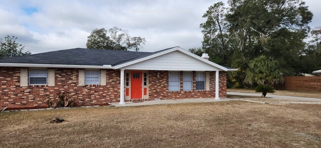 2500 Westover Dr in Palatka, FL - Building Photo - Building Photo