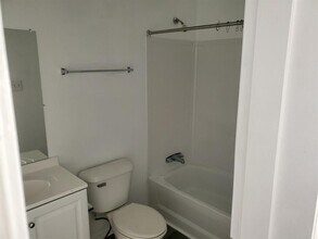 11806 Greenglen Dr in Houston, TX - Building Photo - Building Photo