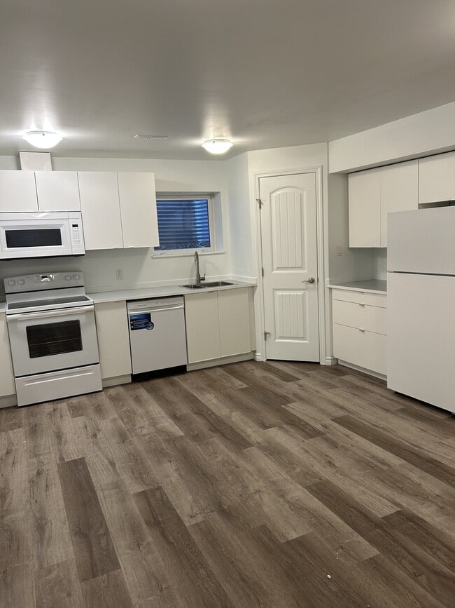 property at 11418-11462 62 St NW