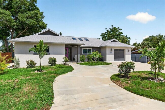 property at 4420 Porpoise Dr SE