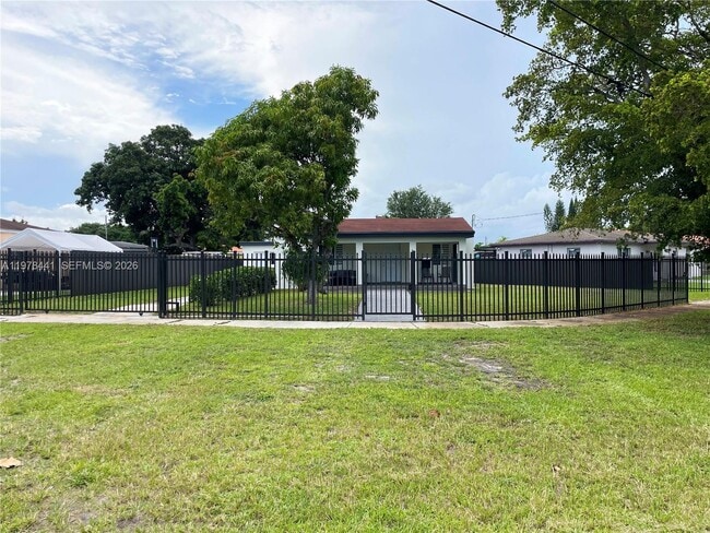 170 SW 63rd Ct in Miami, FL - Building Photo - Building Photo