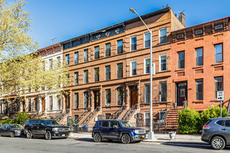 119 Decatur St in Brooklyn, NY - Foto de edificio - Building Photo