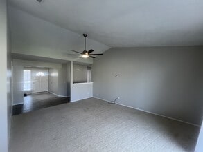6843 Grove Ave in Highland, CA - Building Photo - Building Photo