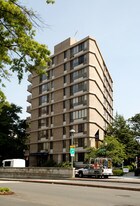 International House Apartments