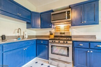 13D Dorado Dr in Morristown, NJ - Building Photo - Building Photo