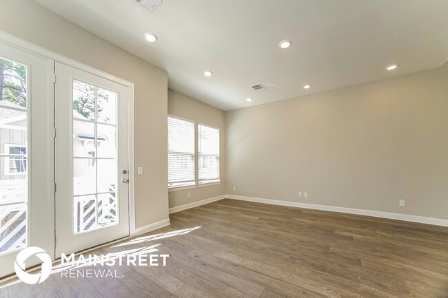 5106 Royal Heath Dr in Houston, TX - Foto de edificio - Building Photo