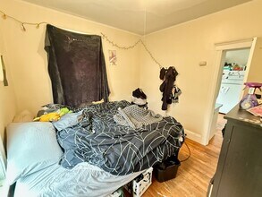 42 Long Ave, Unit 2 in Boston, MA - Building Photo - Building Photo