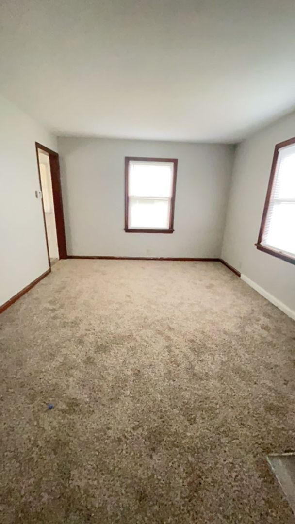 2208 S Beacon St in Muncie, IN - Foto de edificio - Building Photo