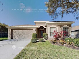 1630 Emerald Hill Way in Valrico, FL - Building Photo