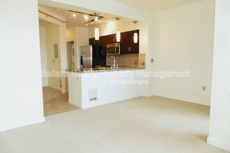 5450 Leary Ave NW in Seattle, WA - Building Photo - Building Photo