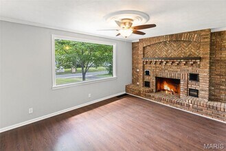 227 Parkway Pl in Swansea, IL - Building Photo - Building Photo