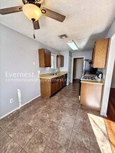 915 Pyegrave Pl in Austin, TX - Building Photo - Building Photo