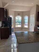 1328 Surfside Dr in Azle, TX - Foto de edificio - Building Photo
