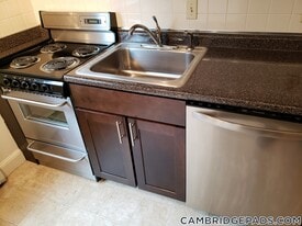 9 Chester St, Unit 26 in Cambridge, MA - Building Photo