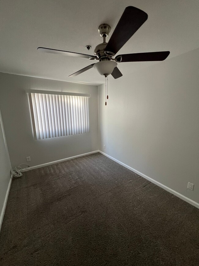 5582 Crescent, Unit 4 in Cypress, CA - Foto de edificio - Building Photo