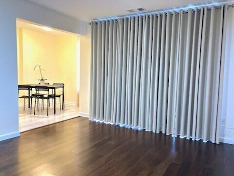 property at 32 Shrewsbury Green Dr